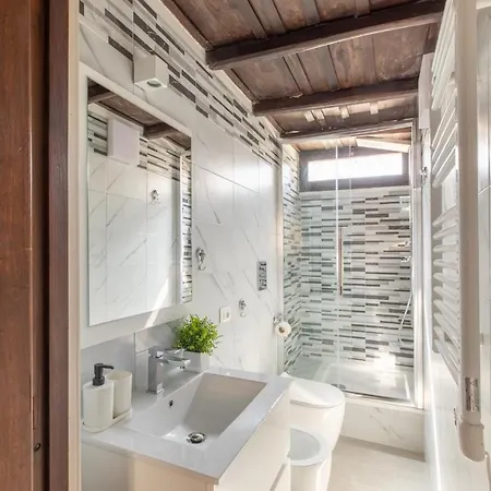 Apartment Iflat Lovely Flat In Navona Rome